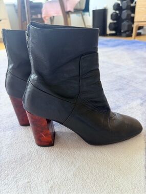 Top Shop Black Leather Ankle Boots with Tortoiseshell Block Heel